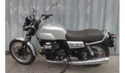 MOTO GUZZI 750 V7 III SPECIALE ABS – Garantie 6 mois complet