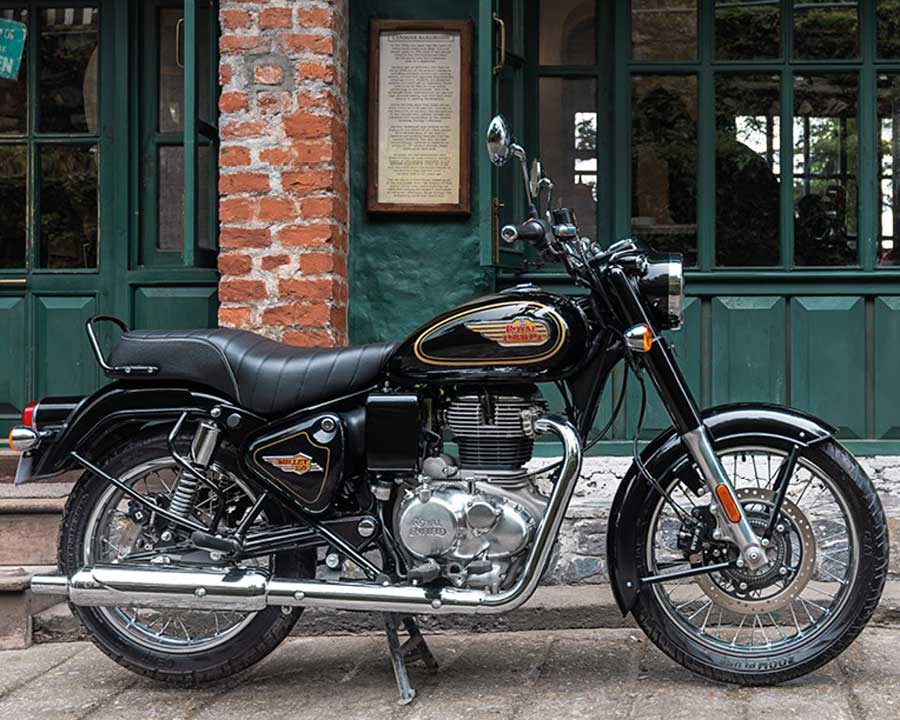 Royal Enfield 350 Bullet standard black profile