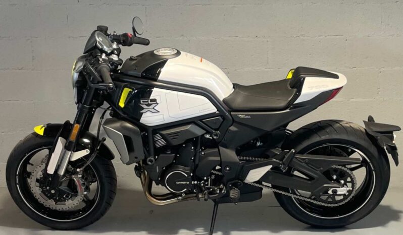 CF MOTO 700CL-X Sport ABS – Garantie constructeur 5 ans complet