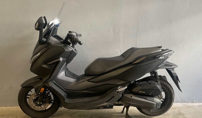 HONDA 125 FORZA ABS – Garantie constructeur du 09/2020 au 09/2025 complet