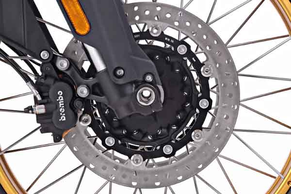Voge DS900X Brembo