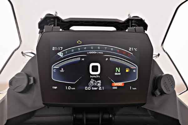 Voge DS900X tableau de bord