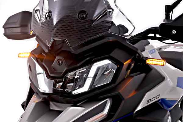 Voge DS900X phare