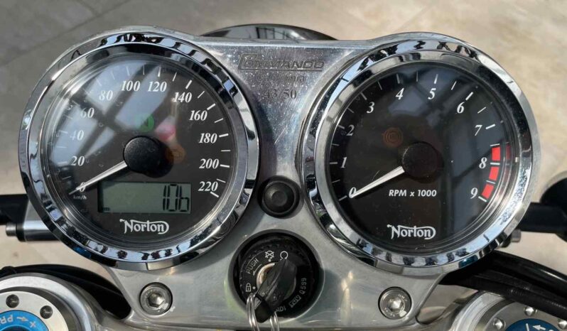 NORTON 961 COMMANDO CALIFORNIA N°43/50- Garantie 6 mois P&Mo complet