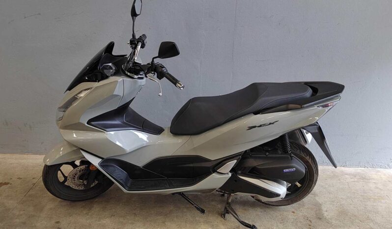 HONDA 125 PCX – Garantie 06/2028 complet