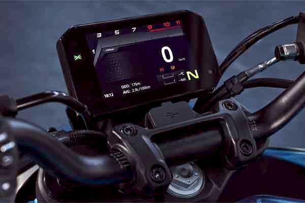 CFMoto 125NK tableau de bord