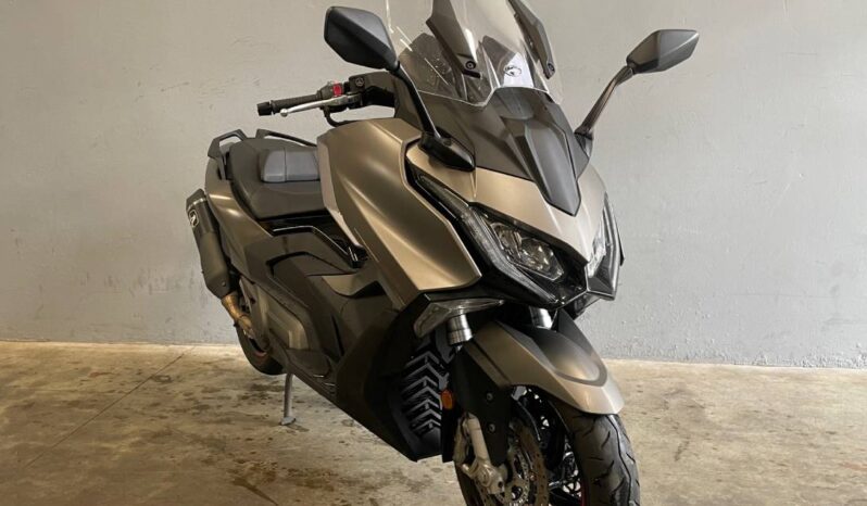 KYMCO AK 550 PREMIUM ABS – Garantie constructeur du 09/2024 au 09/2029 complet
