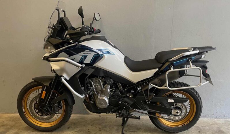 CF MOTO 800 MT EXPLORE – Garantie constructeur du 07/2025 au 07/2030 complet