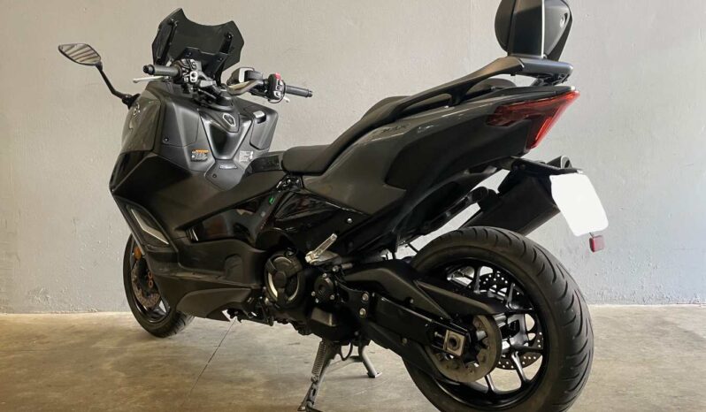 YAMAHA 560 T-MAX TECHMAX ABS – Garantie 6 mois P&Mo complet