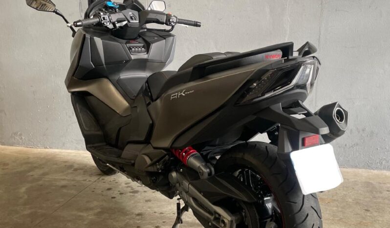 KYMCO AK 550 PREMIUM ABS – Garantie constructeur du 09/2024 au 09/2029 complet