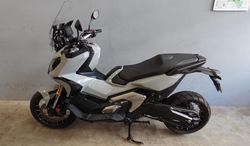 HONDA 750 X-ADV ABS – Garantie 02/2022 au 02/02/2027 complet