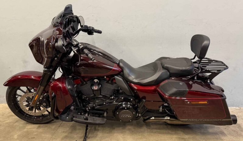 HARLEY DAVIDSON 1923 STREETGLIDE CVO – Garantie 6 mois P&Mo complet