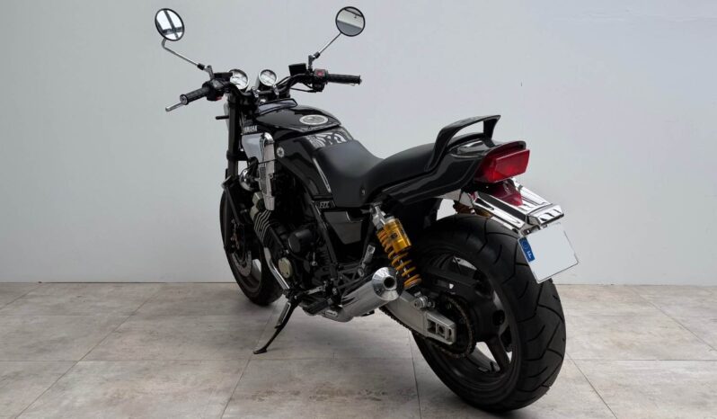 YAMAHA 750 FZX complet