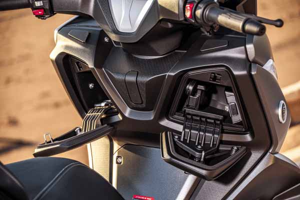 Voge Scooter SR4 Luxe Radar guidon