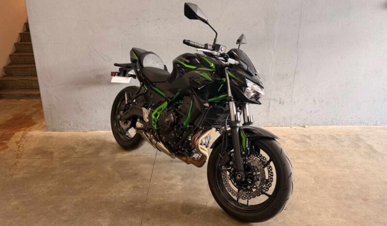 KAWASAKI Z 650 A2 ABS – Garantie constructeur du 06/2025 au 06/2027 complet