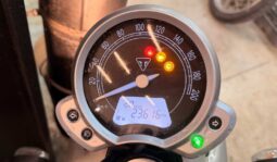 TRIUMPH 900 STREET TWIN ABS- GARANTIE 6 MOIS P&Mo complet