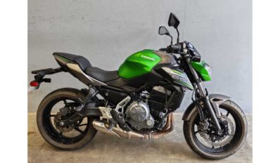 KAWASAKI Z 650 A2 – Garantie 12 mois