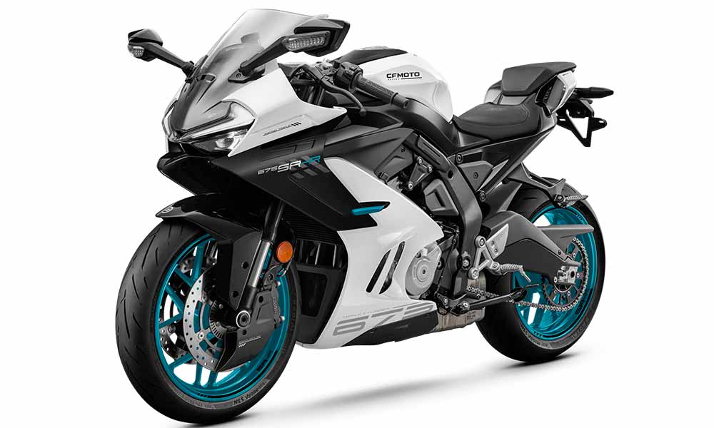 CFMoto 675 SR-R blanc gauche CFMoto 675 SR-R blanc gauche