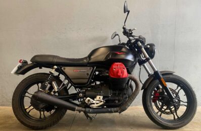 MOTO GUZZI 750 V7 III CARBON ABS – GARANTIE 12 MOIS P&MO