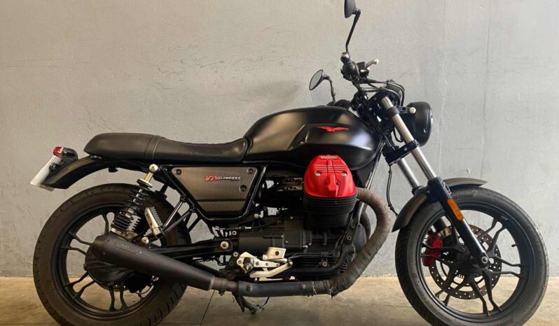 MOTO GUZZI 750 V7 III CARBON ABS – GARANTIE 12 MOIS P&MO