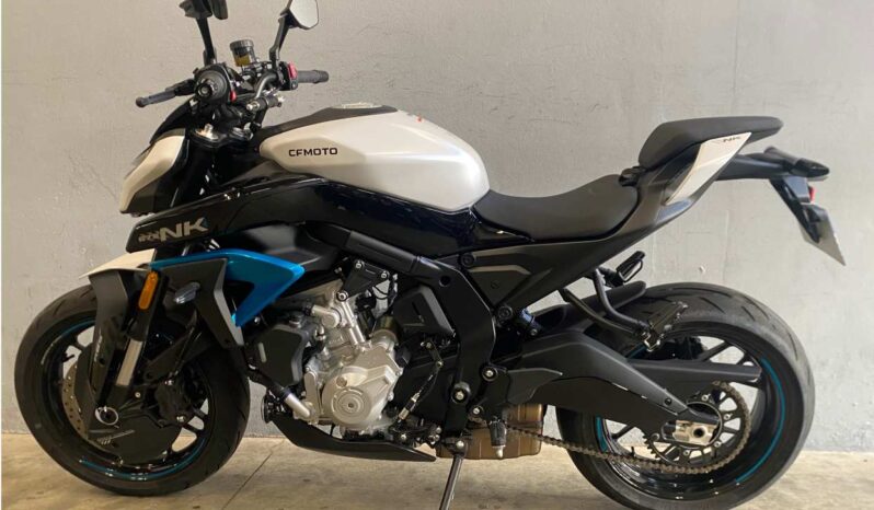 CF MOTO 675 NK A2 – GARANTIE CONSTRUCTEUR DU 03/2026 AU 03/2031 complet