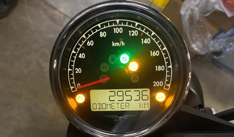 MOTO GUZZI 750 V7 III CARBON ABS – GARANTIE 12 MOIS P&MO complet