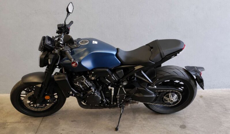 HONDA CB 1000 R BLACK EDITION ABS – GARANTIE CONSTRUCTEUR DU 05/2023 AU 05/2028 complet